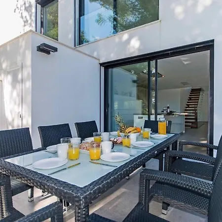 Dom wakacyjny Beach House Naturamar - Next To The Sandy Beach *